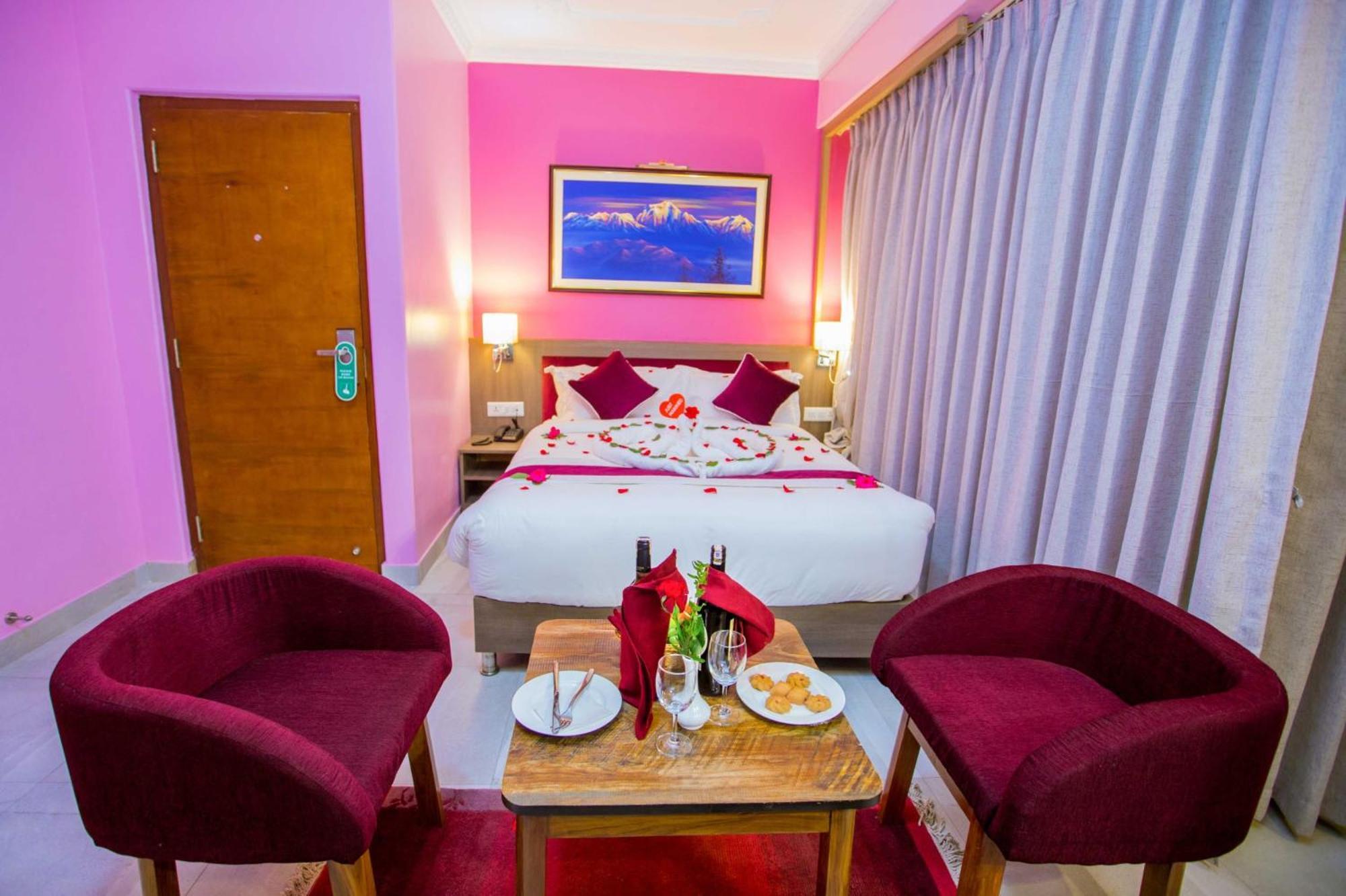 Hotel Task International بوكْرا المظهر الخارجي الصورة